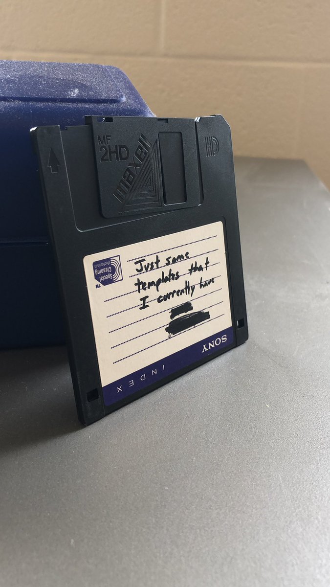 TomNewEdu's tweet image. This is what teacher desk clean outs lead to... (not mine)... what have you found? #archaeology #kilobytes