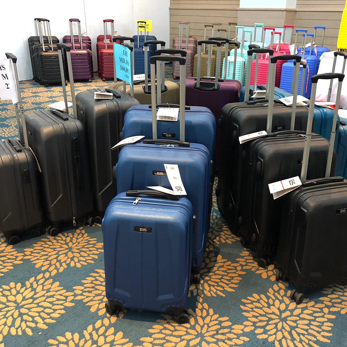 Yeni yaz sezonu Ehs marka abs valizlerimiz..