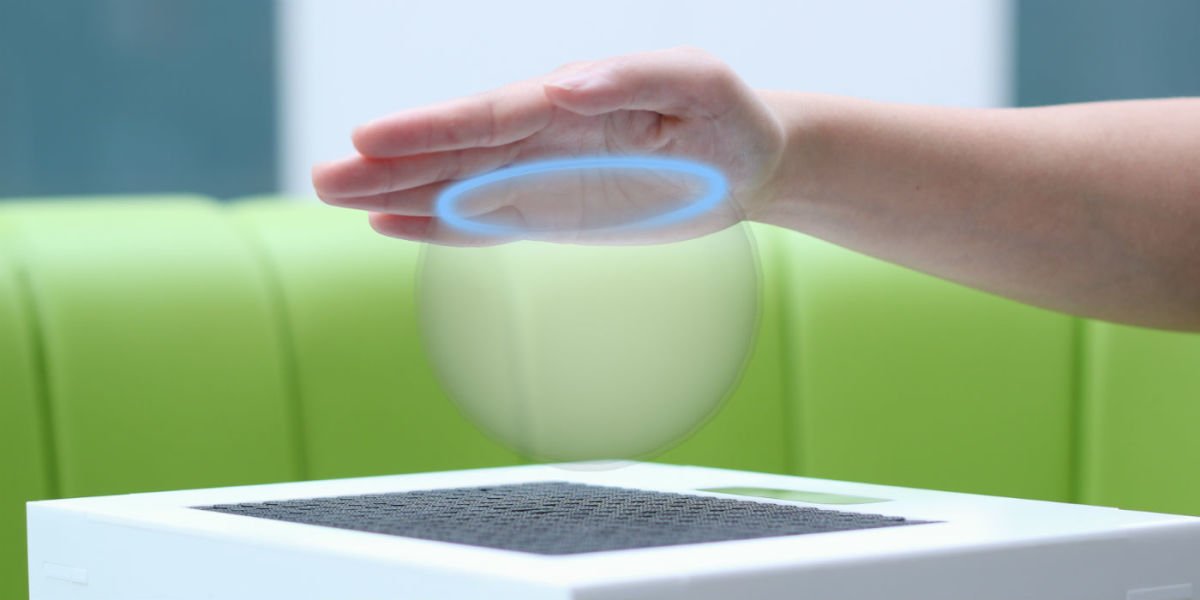 bjeaglefeather's tweet photo. Upload VR Ultrahaptics Buys Finger Tracking Company Leap Motion: Ultrahaptics announced a “strategic deal” with hand tracking company Leap Motion to combine their startups and technologies. The Wall Street… https://t.co/tG1oDBtZCp #AR #leapmotion #Ultrahaptics Via @UploadVR https://t.co/fCIrrJqzLE