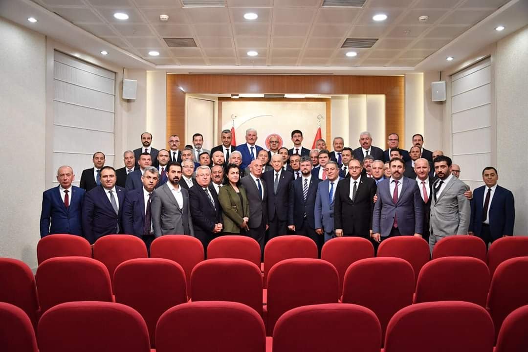 MhpKirikkale71's tweet photo. İl Başkanları toplantımızı Sayın Genel Başkanımız liderliğinde gerçekleştirdik. 23 Haziran seçimleri için İstanbul’da hemşehrilerimizle buluşacağız. https://t.co/HUNlpPnq5B