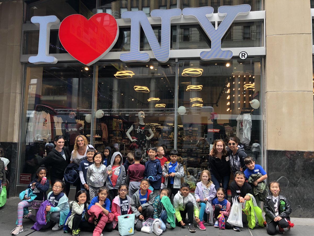ballasgrace1's tweet photo. We ❤️ NY!! @PS159_Q  @PS159CheerCoach @ps159q_pta https://t.co/iCwsfBOOL7