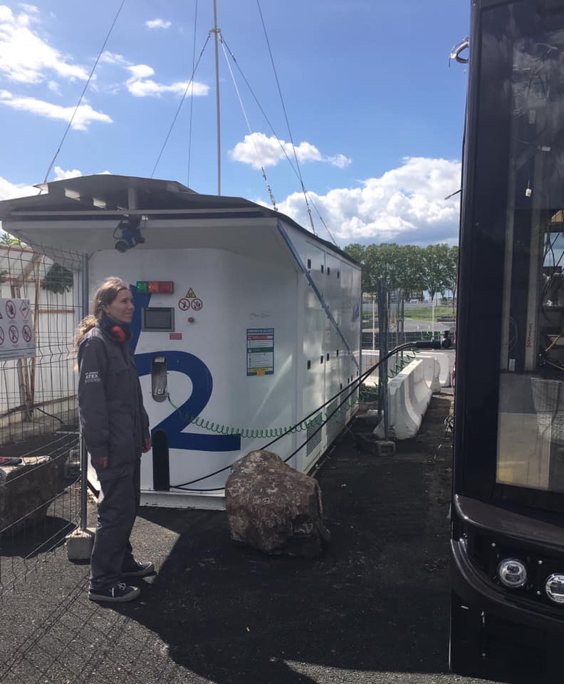 JeanMichelBouat's tweet photo. 💚💚💚
 PREMIER plein du PREMIER Bus #Hydrogène Français @SAFRA81 a été fait à la @ville_albi  à la @SEM_Eveerhypole  ! 🇪🇺🇫🇷 @AvereFrance https://t.co/qAHr6YKP9D