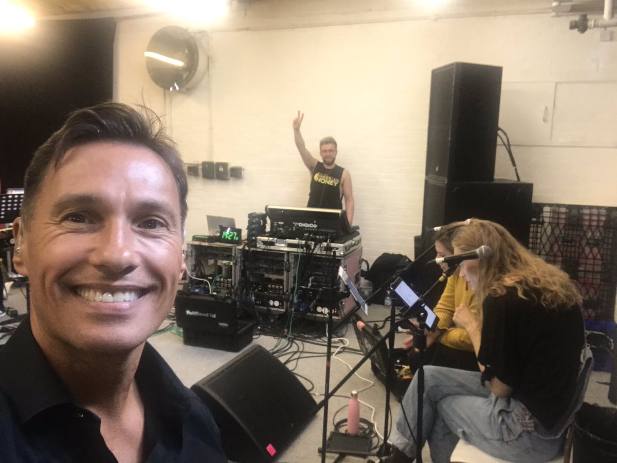 Nathan Moore tweet media