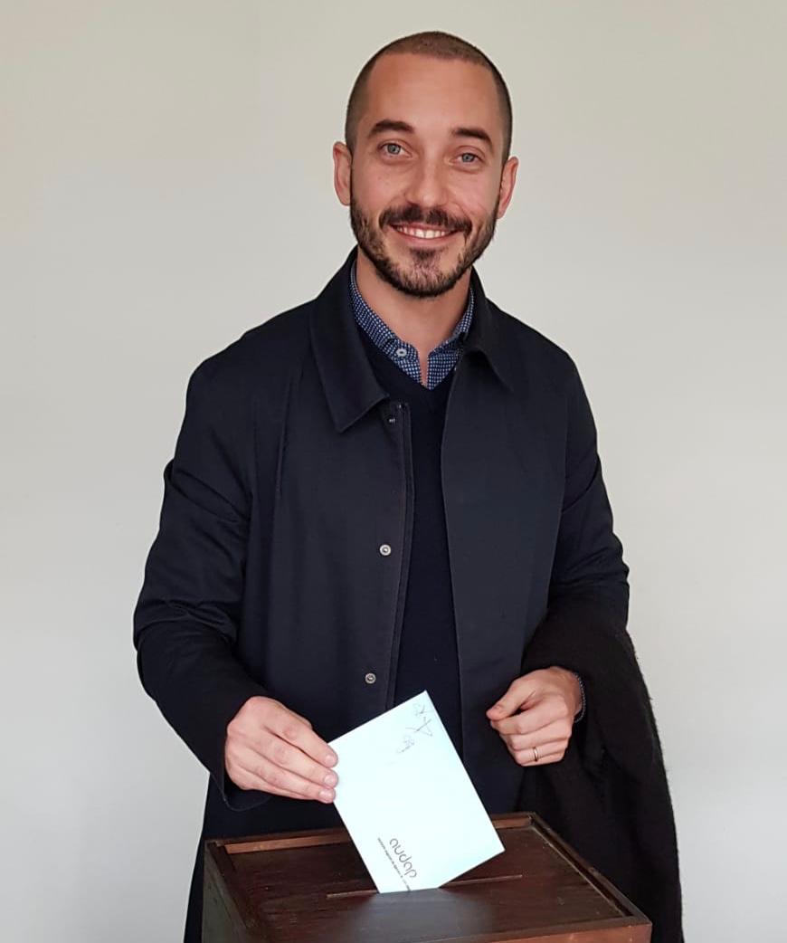 PIMOD_COM's tweet photo. Se realizó la elección de nuevas autoridades de @AudapUy . Agradecemos a @claudinvernizzi como Presidente saliente y felicitamos a @majocaponi como nueva Presidente. Agradecemos por convocarnos a ser parte de la nueva Directiva. Un #AUDAP fuerte es una industria fuerte. Éxitos! https://t.co/y3lUA4dNxD