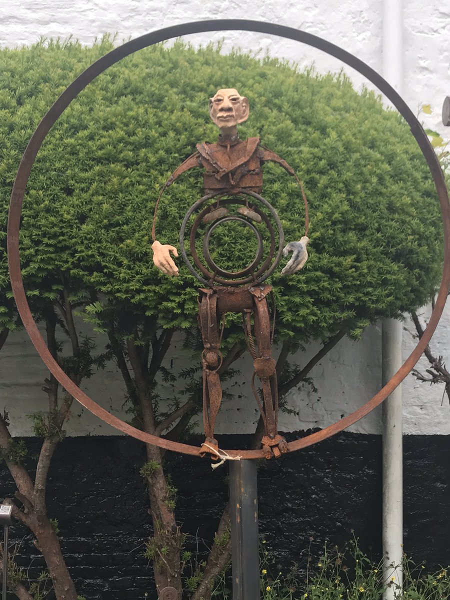 @vestingval is terug! En hoe! In het #VanKinsbergen jaar Waterwerken op de gracht, verrassende kunst op bijzondere locaties t/m 8 juni <a href="/gem_Elburg/">Gemeente Elburg</a> <a href="/provgelderland/">Provincie Gelderland</a> <a href="/Hanzesteden/">Hanzesteden</a> <a href="/visitveluwe/">VisitVeluwe</a> <a href="/ErvaarElburg/">VVV Elburg</a> <a href="/VVVElburg/">VVV Elburg</a>