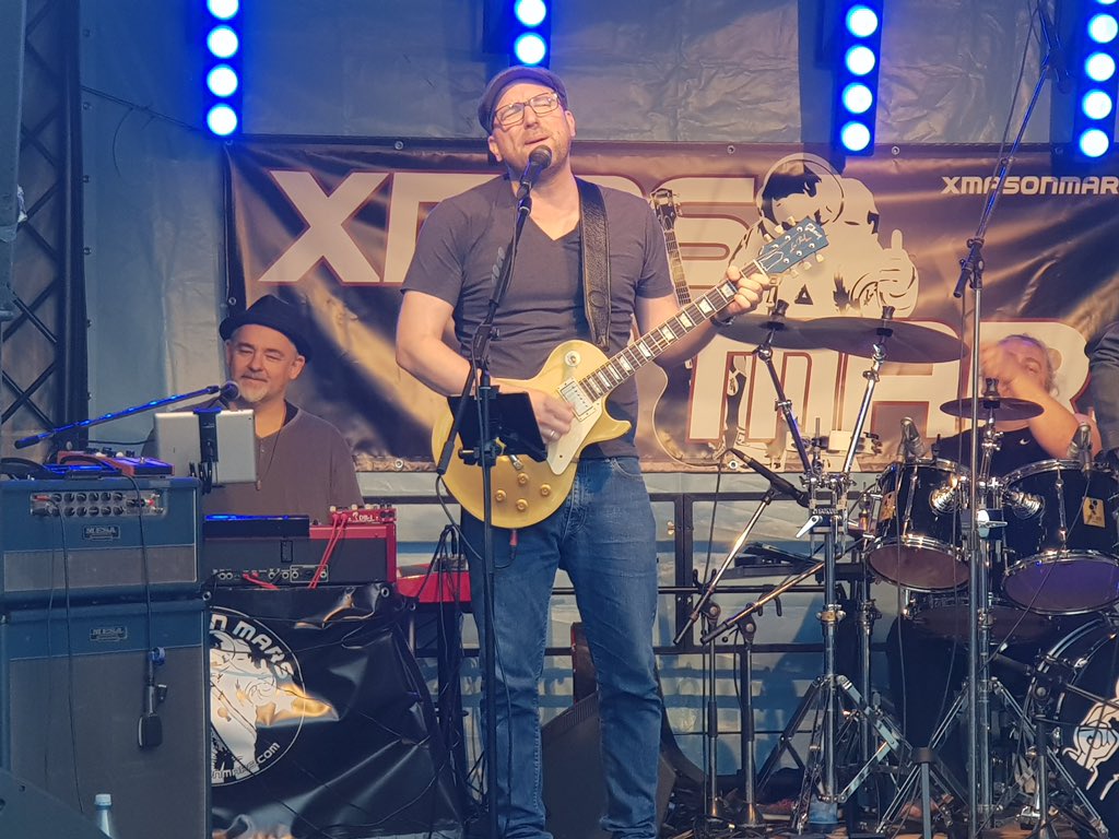 XmasOnMars's tweet photo. Xmas on Mars #xmasonmars is back...let‘s rock and roll #xmasonmars #herdeckermaiwoche2019 #germany #fender #gibson #sonor #nord #herdecke #tatoos #stetson #paiste #galienkrueger #bass https://t.co/dMSmsgRMFL