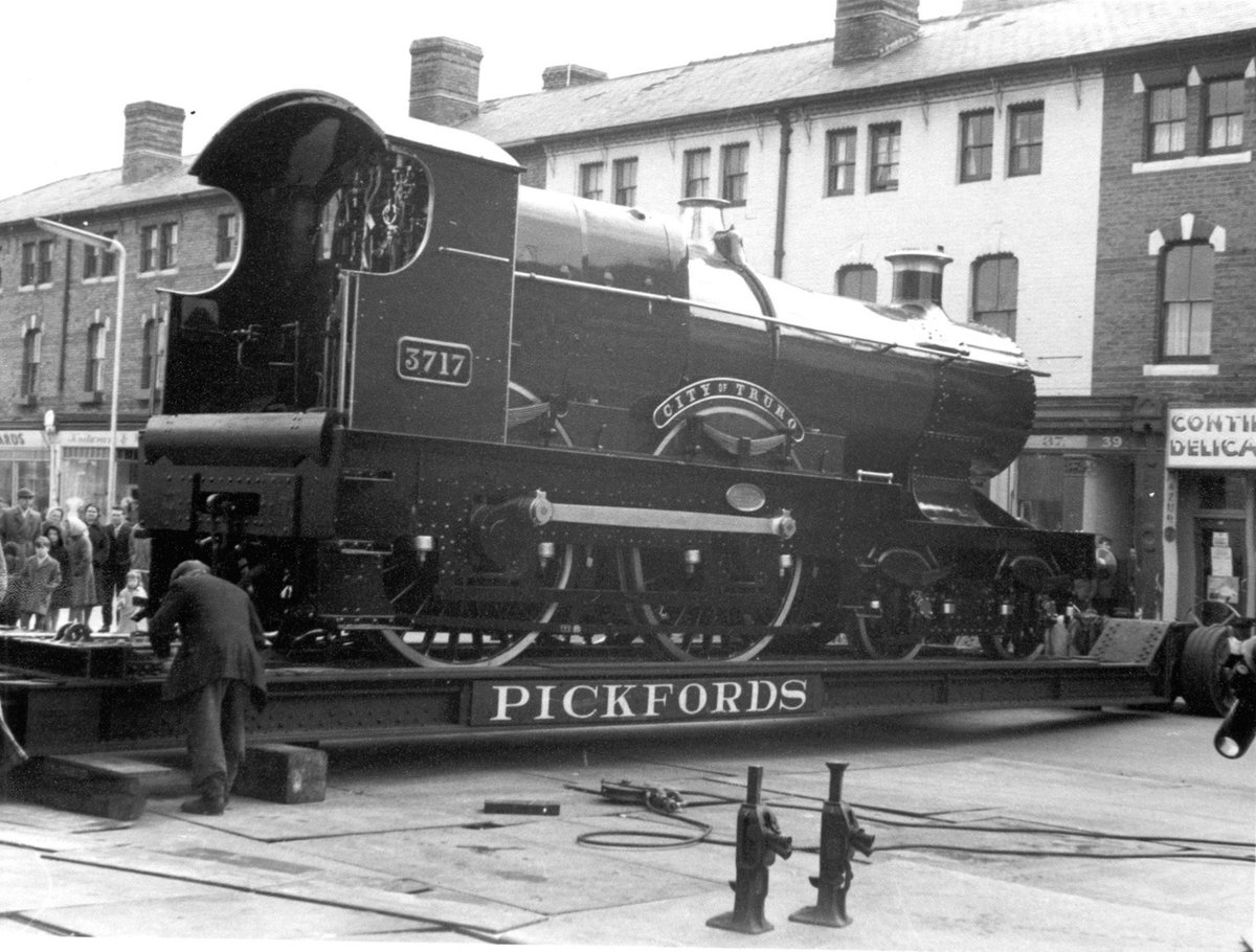 TrueNorthBooks's tweet photo. The ‘City of Truro’ is one of the great GWR engines to have survived. Would you like to see more trains from the good old days? Take a look at our nostalgia collection: https://t.co/8pigkGHO66 https://t.co/iGDVFAHYBq