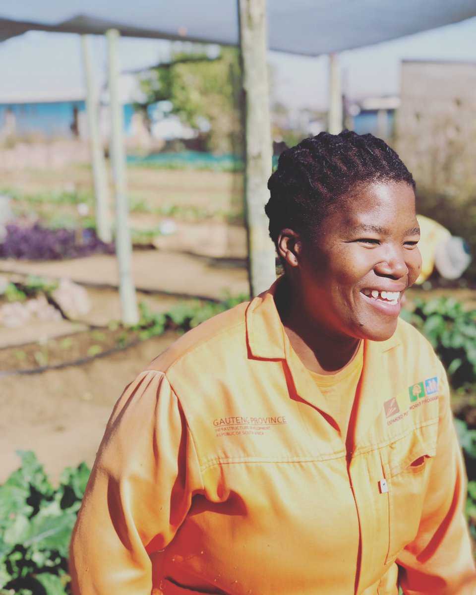 karidas_'s tweet photo. I’m at my happiest when I’m on the road. The best about what we do is that we get to impact real people, every single day. There’s so much more that we hope to do for our farmers. @khulaapp #khulaapp https://t.co/G7YHuu1DTF