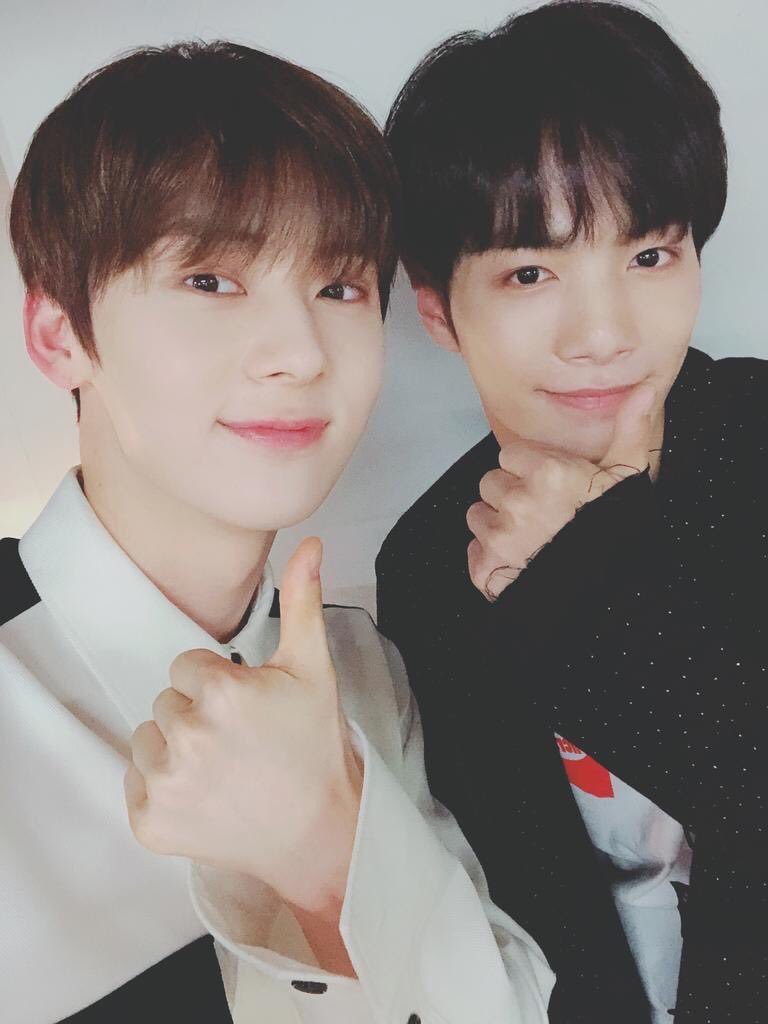zixeop's tweet photo. 애구에구에구.....에이긍...........^______^ https://t.co/At3soSnqKp