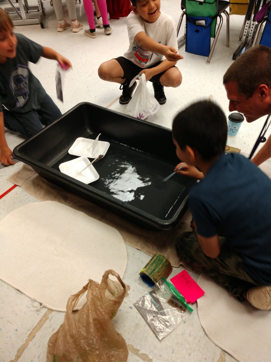 SUG_STEAM's tweet photo. @Dr_Mihalik had fun playing a game at our economics fair!! @gailbrady508 https://t.co/KQHUKt5g8s