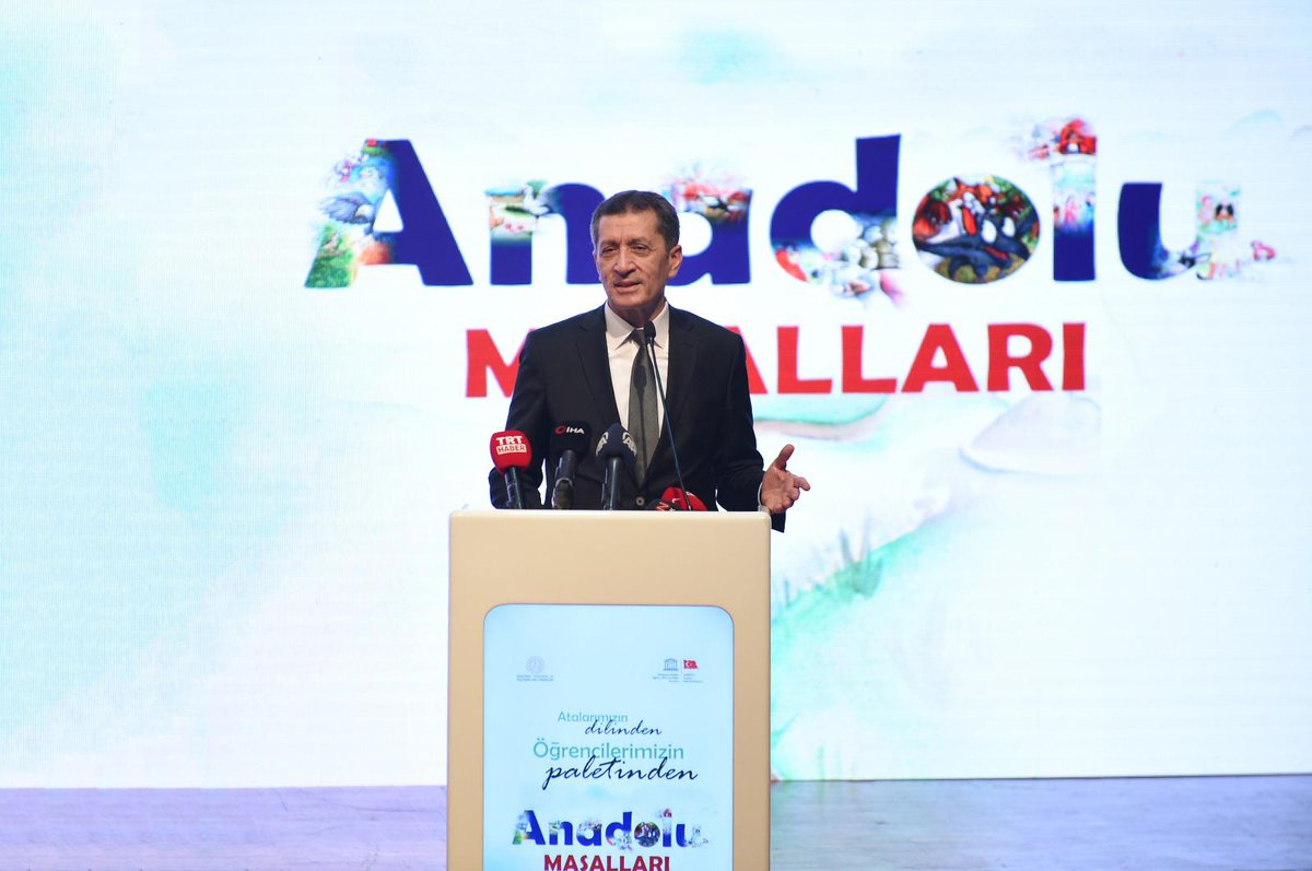 ziyaselcuk's tweet photo. Bir varmış hep varmış diyor, çocuklarımızı Anadolu masallarıyla buluşturuyoruz.
Sırada dijital ortama aktarım ve öğretmenlerimize masal anlatıcılığı sertifika programı var. 
Bu  güzel çalışma için Ö.Y Genel Müdürlüğümüze ve tüm emeği geçenlere teşekkürler. https://t.co/gyp4yxPWku