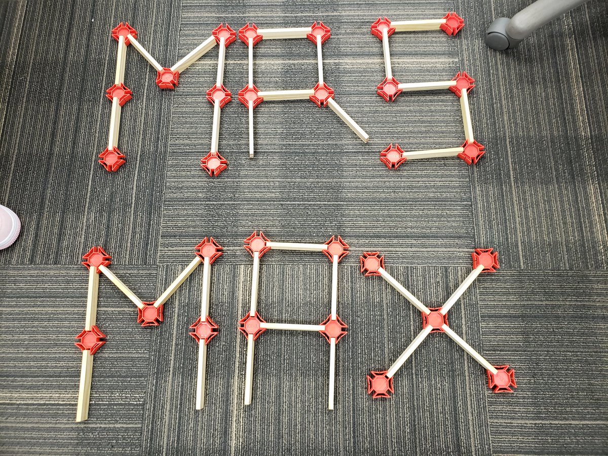 StaceyLMax's tweet photo. 7tg grade getting creative with the Keva bot maze!#carusoway #engage109 https://t.co/JGVWuIlvsH