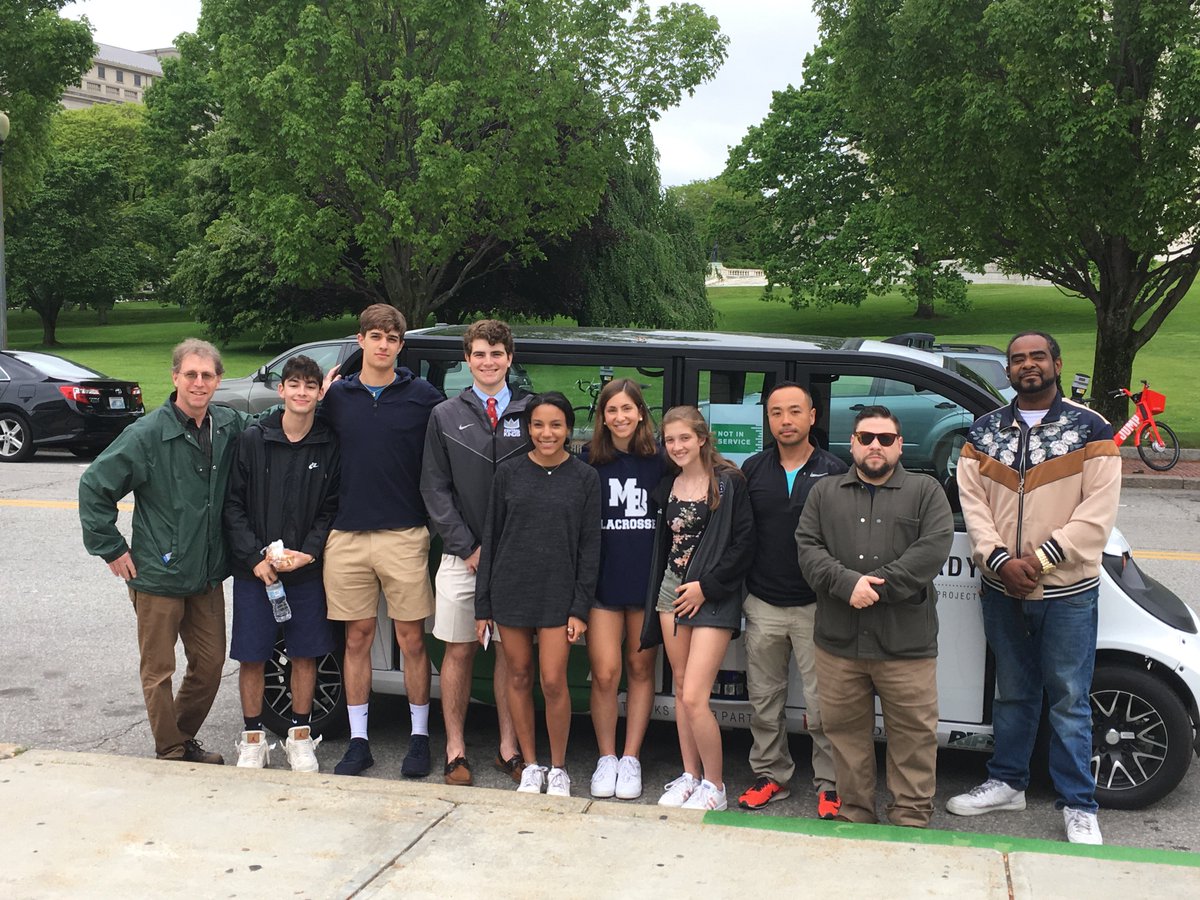 RIDOTNews's tweet image. Yesterday, students from the @MosesBrown High School
Robotics class had a great time checking out the Little Roady autonomous
shuttles. Try Little Roady today and visit  littleroady.com for more
information. #LittleRoady #Robotics #Autonomousvehicles