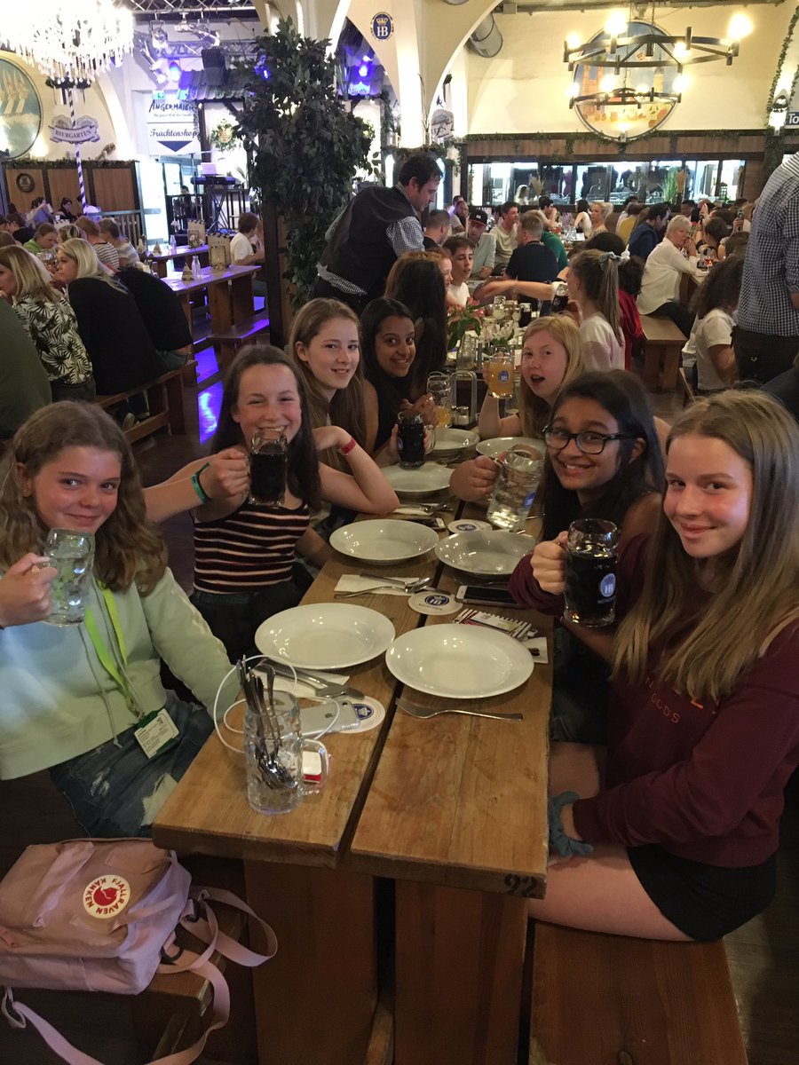 solschMFL's tweet photo. @solsch1560 pupils enjoying a traditional Bavarian meal for dinner 🍽 🇩🇪 https://t.co/kJfhhYWe63