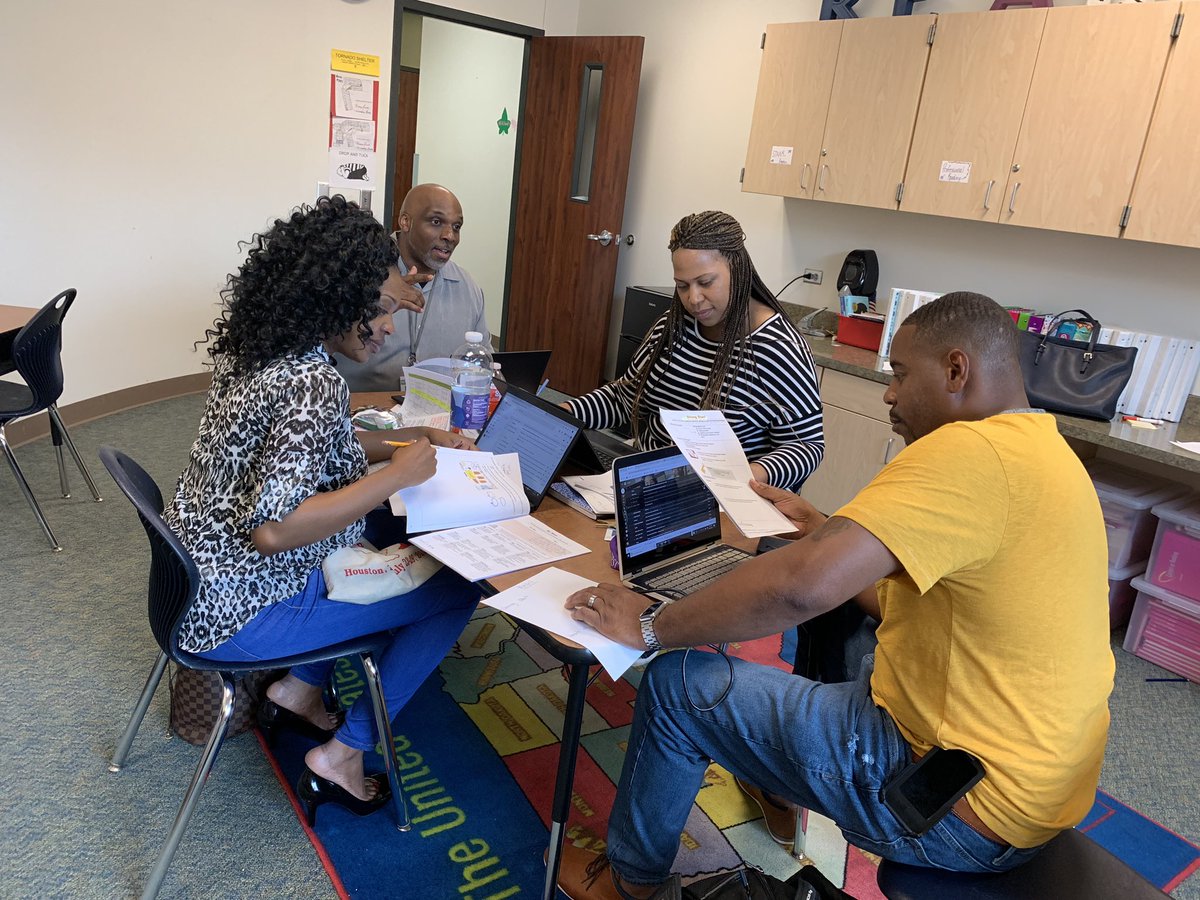BammelCSLA's tweet image. Walked in on work force getting prepared for SpringWay Techniques! #TeachupSpring #Springway @astephensPlaid @Simpson1994Roy @MrMitchell_BaES