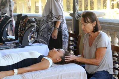 Healing treatments at our fundraiser last year. Join us this October for another incredible event. 
ow.ly/Afk550usufm

#veteransthirve #healing #wellness #veterans #honoringvets #healingforvets #greatestsacrafice #rest  #heavenandearthoasis #Vets #Military #ActiveMilitary