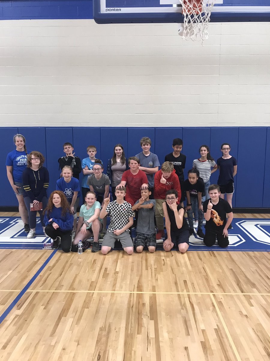 And your 6th grade bball champions...Miss Cooper’s homeroom! It’s always a great day for some 🏀
