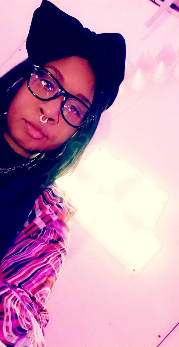 mz_j_america's tweet photo. #Edition39 #melaninpoppin #blackgirlmagic https://t.co/3AGAD9yrDB