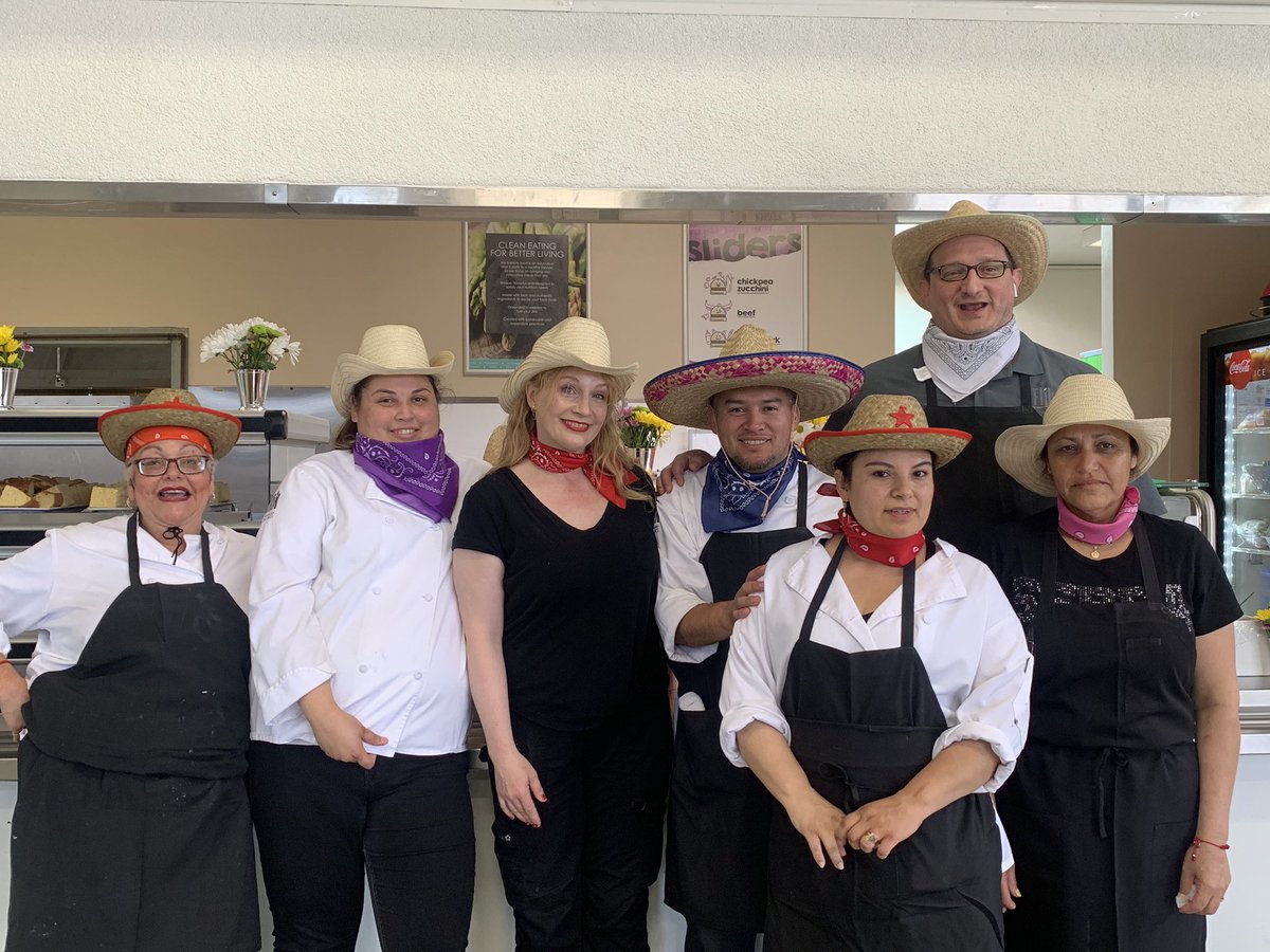 FoodSerra's tweet photo. End of the school year staff and faculty BBQ https://t.co/IX37TVyoVV