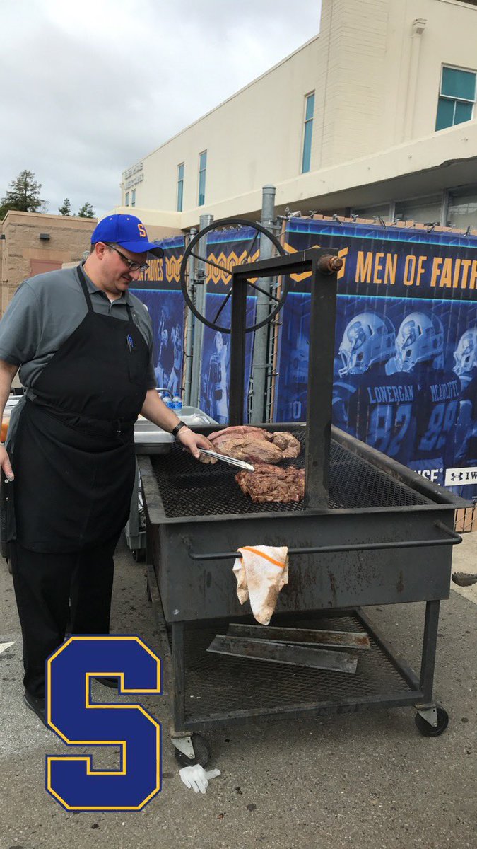 FoodSerra's tweet photo. End of the school year staff and faculty BBQ https://t.co/IX37TVyoVV