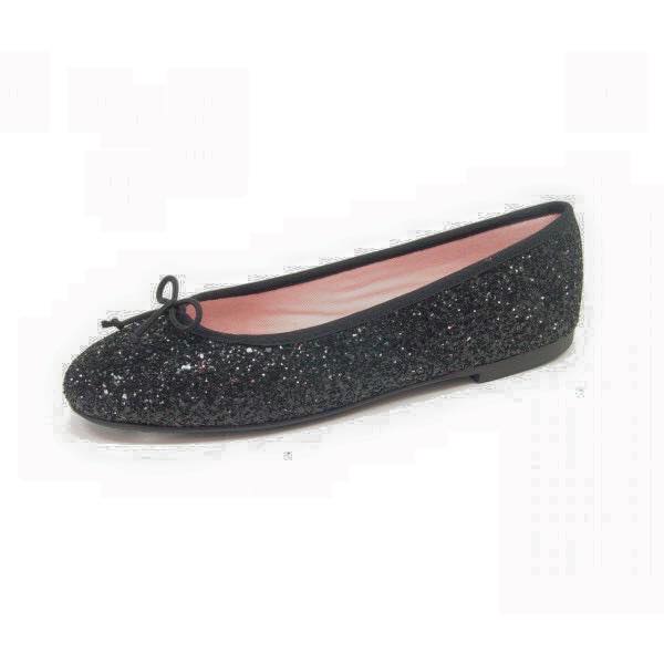 StyleMonarchy's tweet image. Comfort and STYLE with @StyleMonarchy #SaoPauloCancun spa set. Eco-Friendly fabric, stretch, extra soft, highly comfortable and Elegant #spauniform. Add highly comfortable professional shoes with leather cushion insole for increased comfort & you'll be good to go for the day!