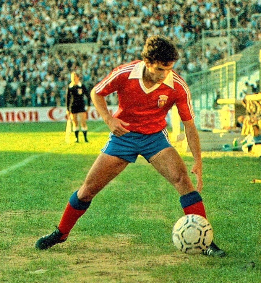 FOTOS HISTORICAS O CHULAS DE FUTBOL - Página 9 D71YQvXWsAAtVk3