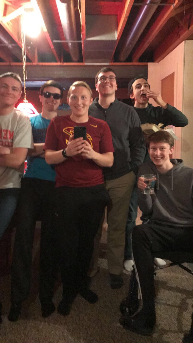 SmallBallerBrnd's tweet photo. Shoutout to player of the game and birthday boy @jball899 who  turns 22 today 🎁🎈🎉 and scored 13 points on perfect shooting (5/5 from the field with 3 3s) in SBB’s 2nd straight dub of the szn😍😤💦🐐 https://t.co/yDoa87KxYX