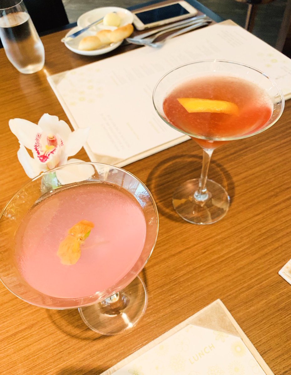 SPFloraStCafe's tweet photo. Life is too short to not enjoy Martini Cocktails  ✨ That’s why our delicious cocktails will be waiting for you when you leave work! Indulge yourself with our many drinks options including the Flora Cocktail tonight because you deserve it. https://t.co/PdhiIDvm0W
