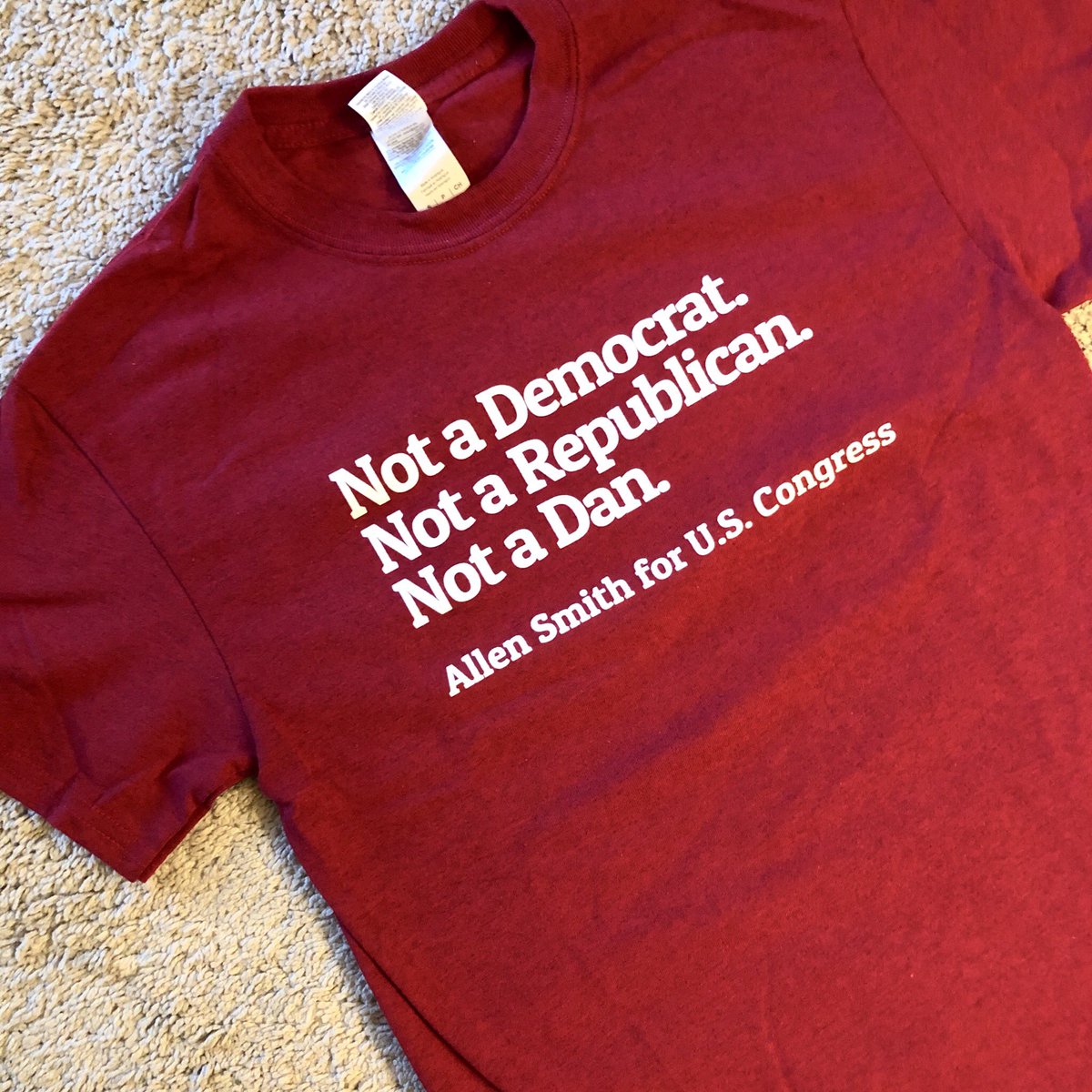 loranallensmith's tweet photo. @jimmorrill Definitely #NotaDan. 😄 https://t.co/WHYLpErcGi