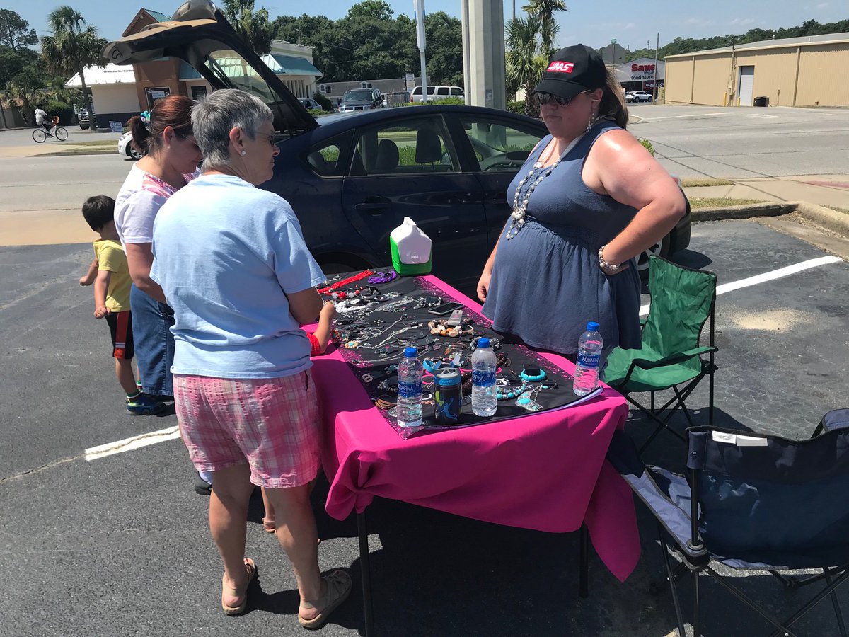 ReffittNatasha's tweet photo. Showcase Your Trade event is happening today!!!  We’ve had a great turnout so far and we’ll be here til 3pm!  Come join the fun! @GADistrict54 @Steven_Thomas19 https://t.co/GAFa0EWaQ2