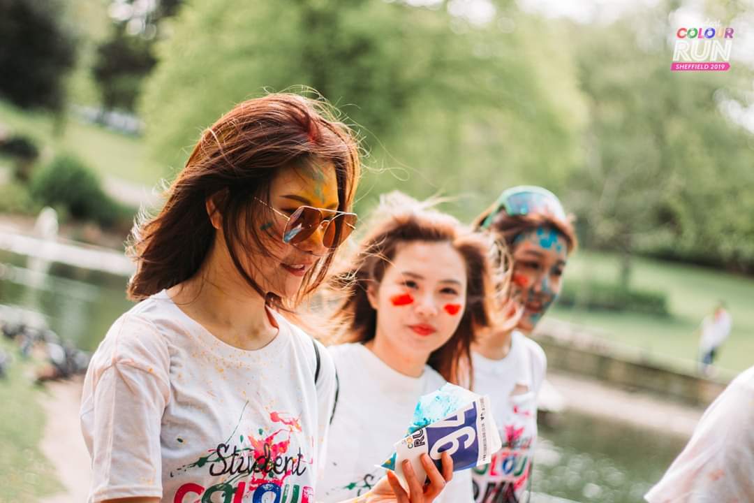 ColourShef's tweet photo. Hey colour runners 🎉🌈

Here are some more photos from the 2019 Sheffield Student Colour Run

We hope you all had a great time ❤️💚💛🧡💙💜

More coming soon to this account. You can find the full album on our facebook page fb/studentcolourrunuk

#studentcolour #run #Sheffield https://t.co/sftvBkFKaD