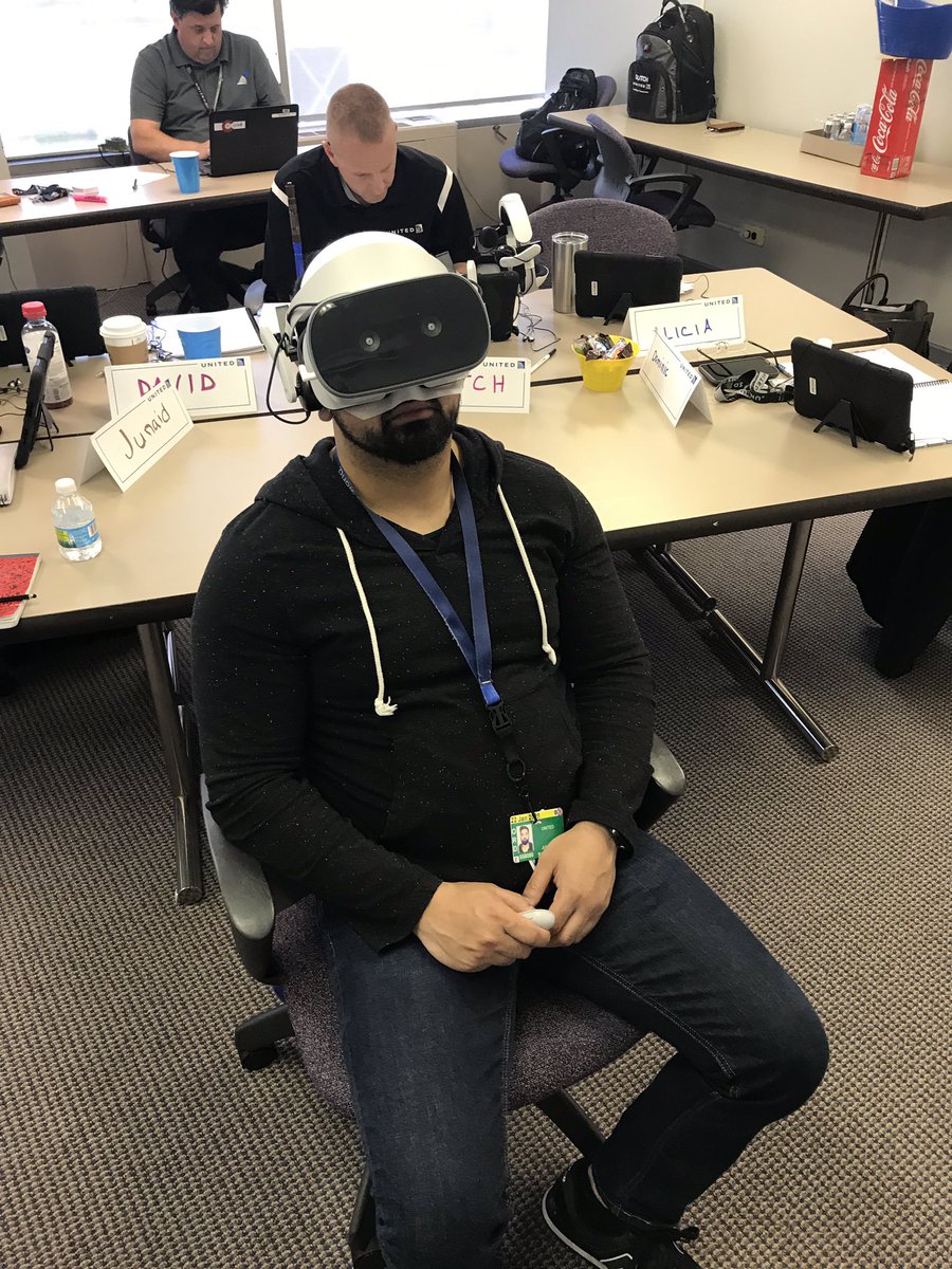 Scott13138104's tweet image. Another very successful investigation training class with representatives from ORD, LAX,, DEN, DEN Catering, CSC UAX and corporate training @MikeHannaUAL @weareunited @HermesPinedaUA @stop_mk @JMRoitman @JohnK_UA #WhyILoveAO