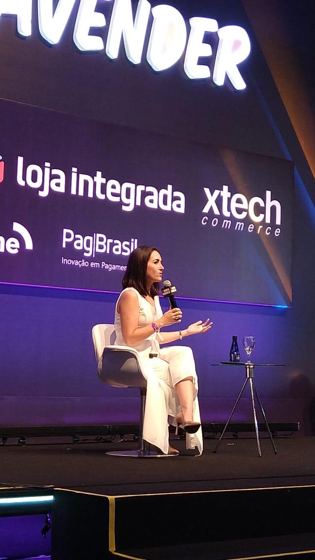 Cristina Junqueira tweet media