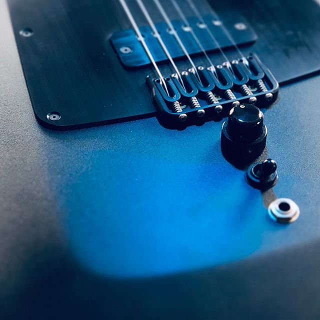 thehighgain's tweet photo. More Millimetric porn for your viewing pleasure.
.
.
#millimetricinstruments #customguitars #guitarbuilder #blackguitars #industrialdesign #thehighgainpodcast #seattlepodcast https://t.co/dW41FepPEs https://t.co/XnN891I7rC