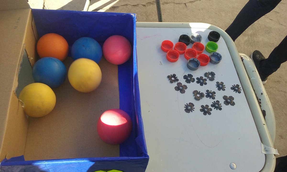 Angel95298840's tweet photo. Sábado 25 de mayo taller de deportes una jornada linda con juegos adaptados a la fecha patria el elastico,el sapo,tejo la payana entre otros todo un mismo ❤en el deporte con nuevas experiencias acompañado del aprendizaje y enseñanza @fguillesaavedra @vanesa_aramayo @aniberruezo https://t.co/bEtPnfH0Ij