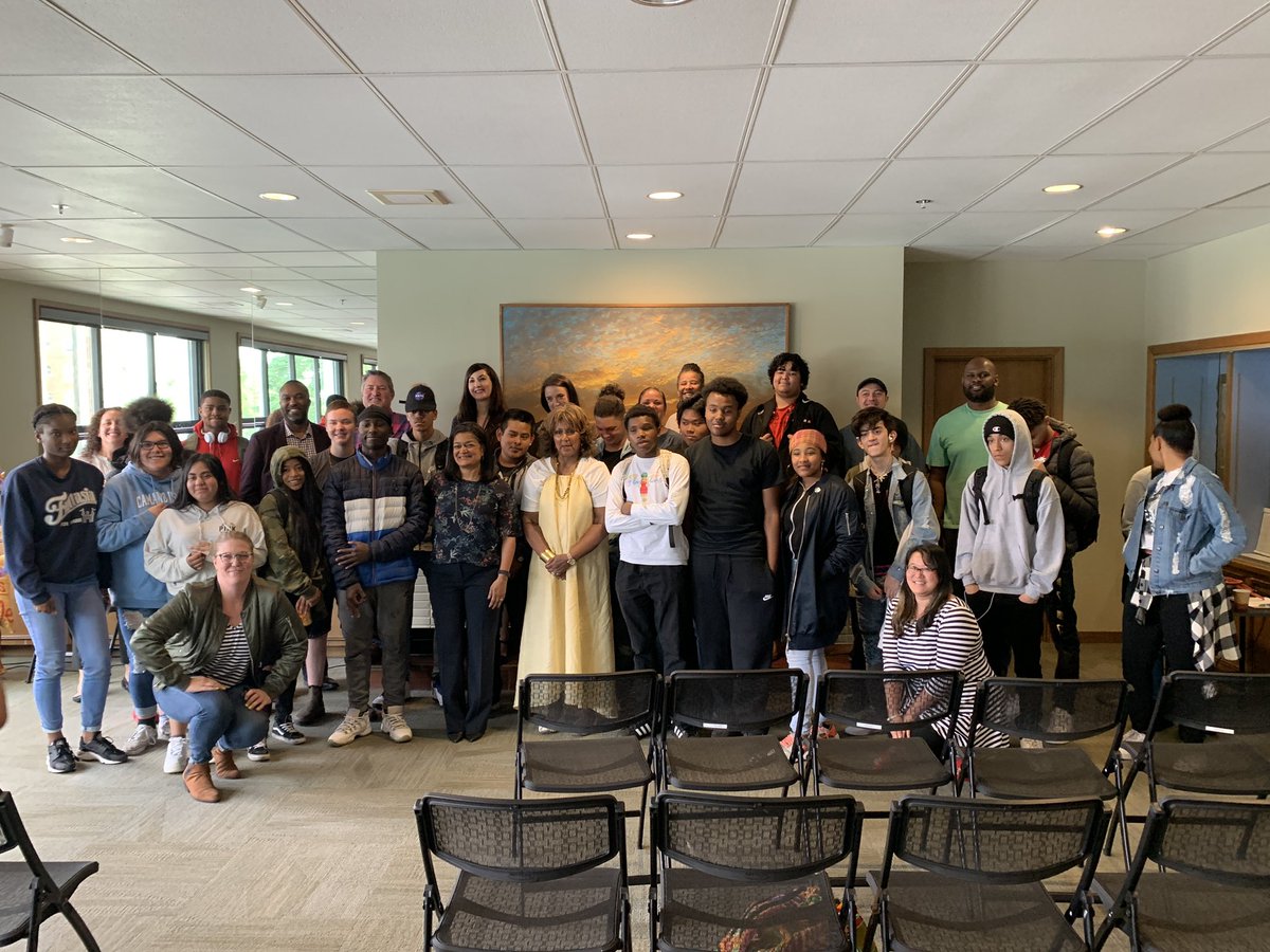 KaarenAndrews's tweet image. Thank you Congresswoman Jayapal @RepJayapal for talking to our students about courage, heroism, and following their dreams. We appreciate you and your work! #interagencygraywolves