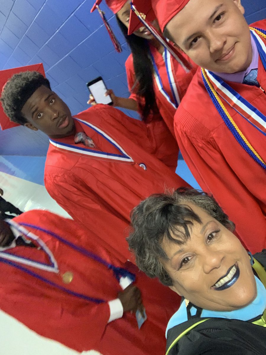 Carla Knight tweet media