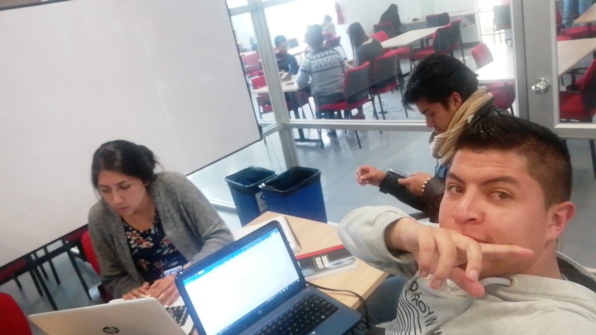 BryanAdrianL's tweet photo. Estudios de caso para #ComunicaciónCorporativa 😵 @Natali_Angulo_M @Jeniffe28043093 @CristhianAndin7 https://t.co/qyRM1ljkDW
