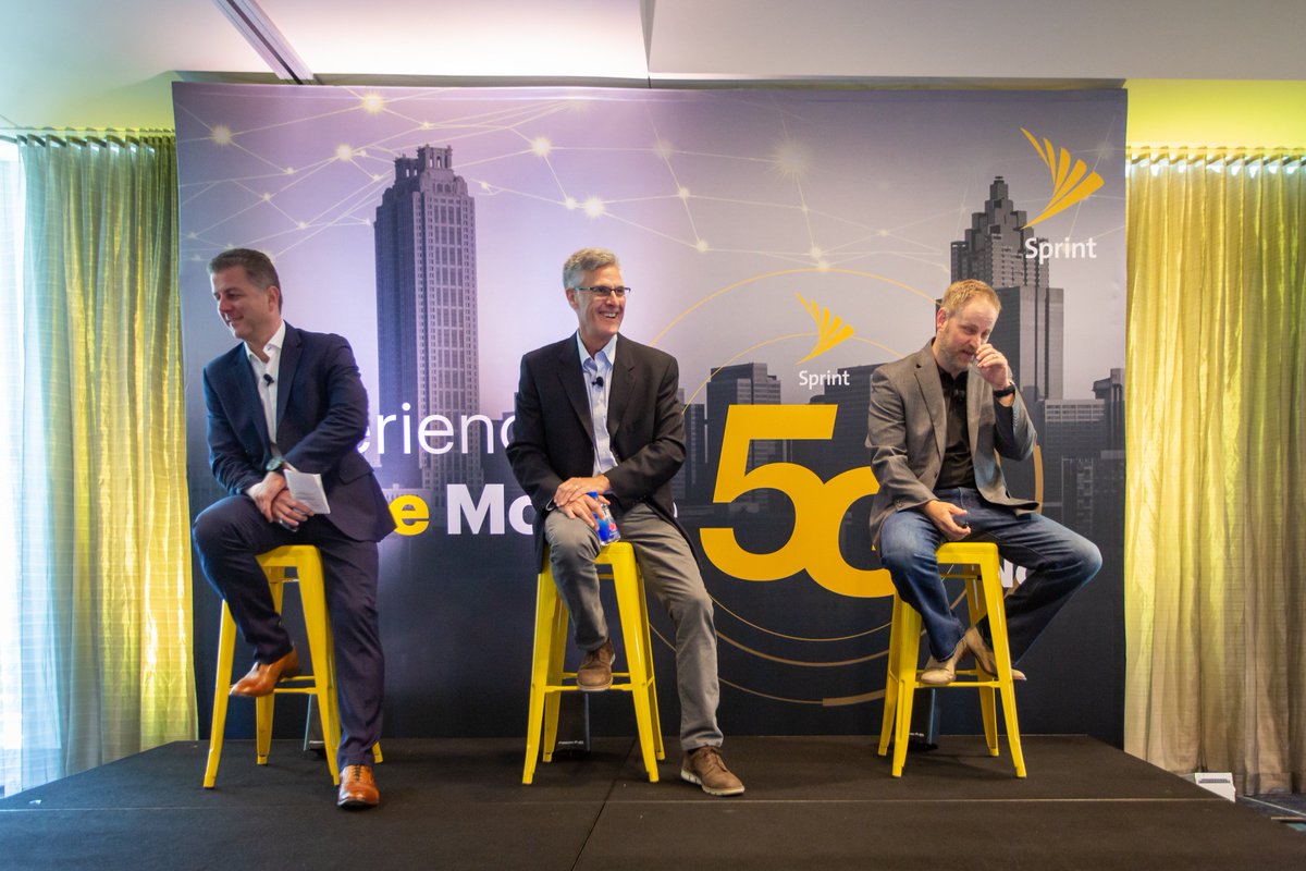 scott_santi's tweet photo. Awesome energy here in #Houston for the launch of #Sprint5G 📶⚡Proud to see the @Sprint Network team’s hard work paying off! https://t.co/EJBNYJnkdQ