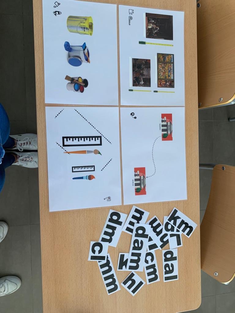 pedrojuansoto28's tweet photo. Hoy hemos tenido nuestra última exposición del 2º curso de educación Primaria. Hemos utilizado transversalidad de contenidos de #matemáticas y #arte a través de una #Gymkana ¡Coincidiendo con el 200 aniversario del #MuseoDelPrado!  Cómo mola trabajar en equipo... #ucam #Educación https://t.co/t1i3IeT1bN