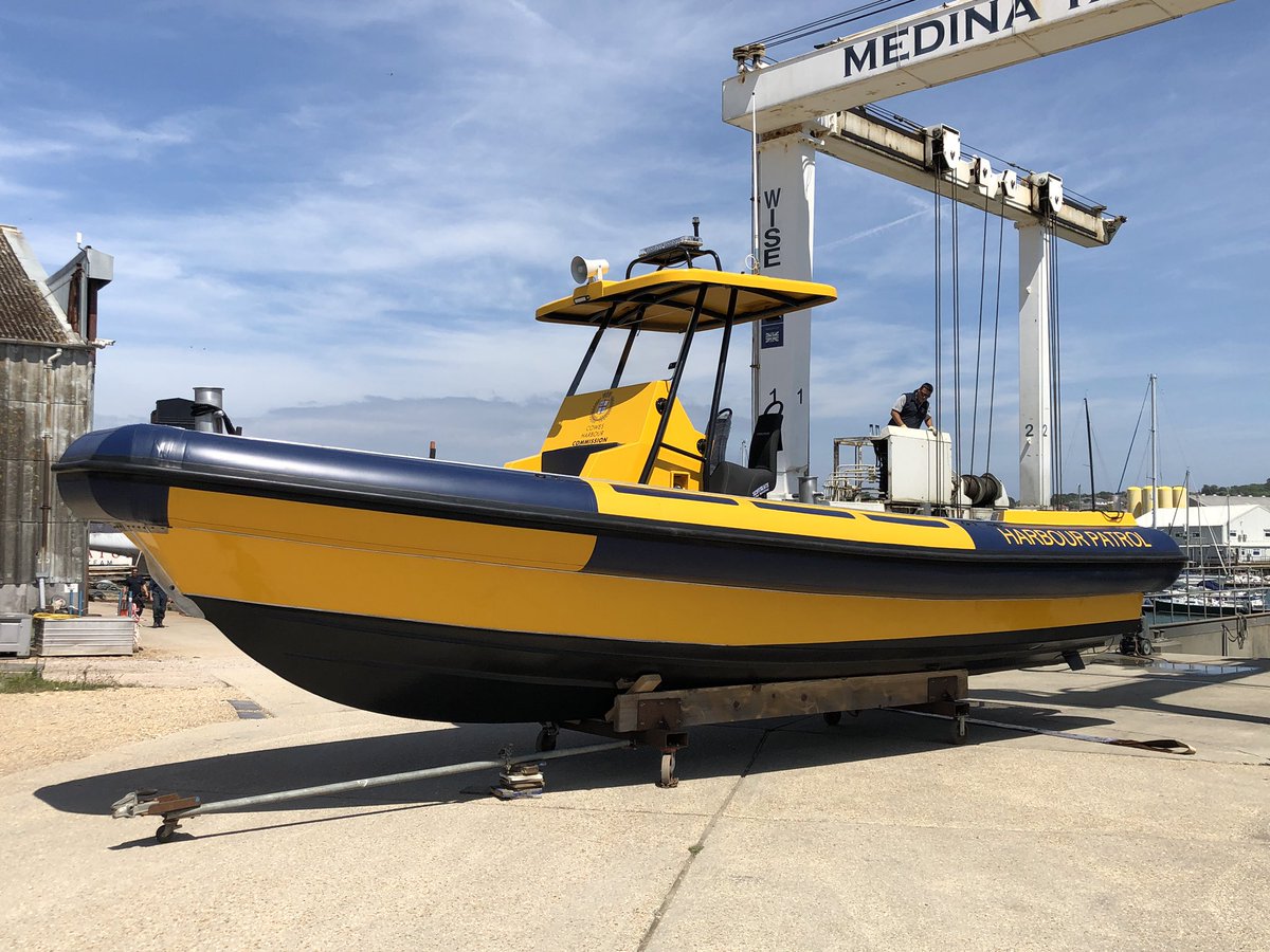 diversemarine's tweet photo. Today we launched @cowesharbour new 9m Patrol #RIB...Built of aluminium and fitted with a #Volvo 260hp engine and @HamiltonJetHQ HJ274 featuring a flush deck, inflatable D tubes, pushing bow and towing posts #boat #medtec #amc #localbuild https://t.co/9CMWkCPYzd