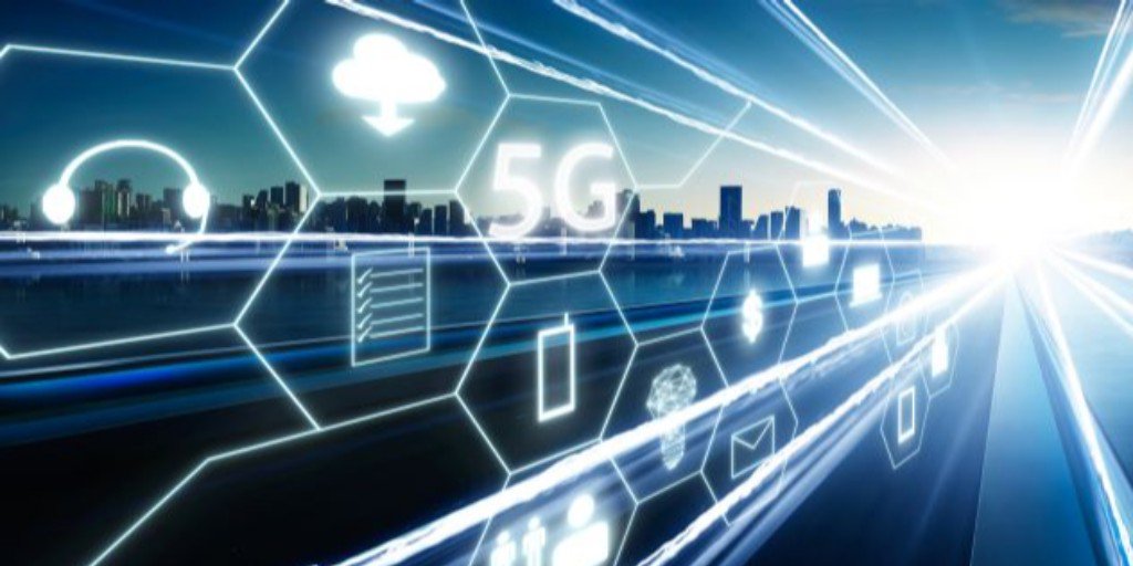 OmdiaHQ's tweet photo. We’re covering all things #5G. We invite you to bookmark our 5G Hot Topics page to keep pace with 5G developments, download our resources, and register for our upcoming events: https://t.co/ENjMF8KaX2 https://t.co/4EVxEokh8X