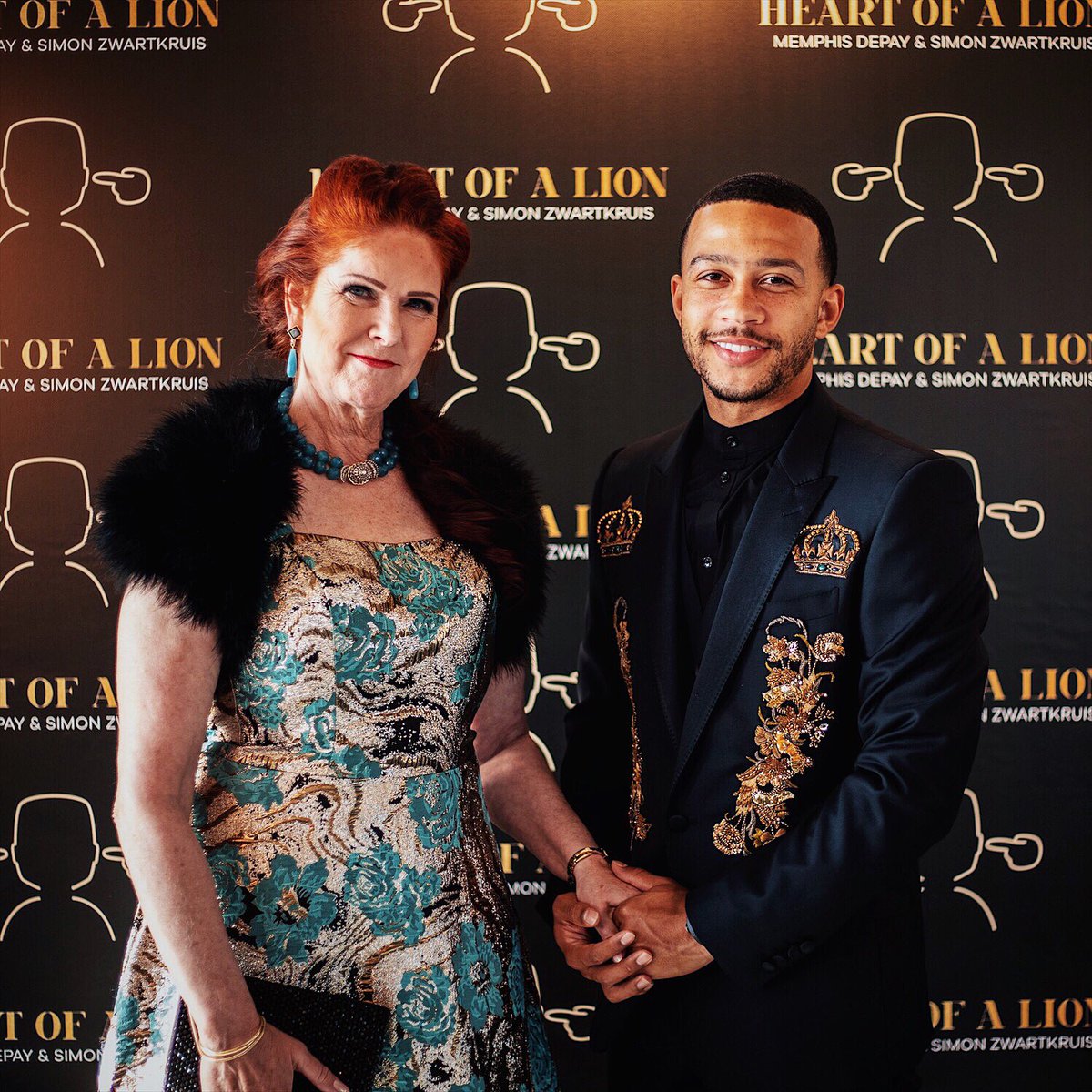 Memphis Depay on Twitter: "Me and my Mom at the 'Heart Of A Lion' book  launch on Tuesday. If you read my book you'll see why she's such an  inspiration to me