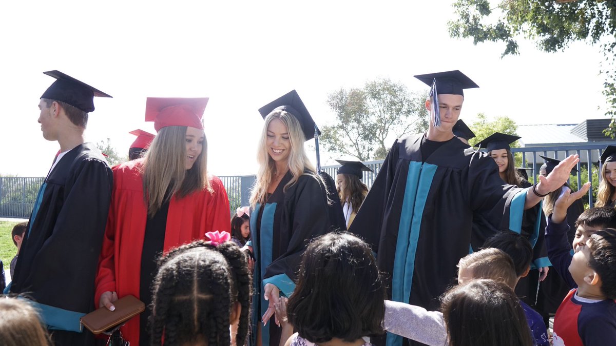 RyanJMaine's tweet photo. One of my favorite events of the year!

🎓 Senior Grad Walk 🎓

A symbolic way to celebrate just how far our Sharks have come by walking through the hallways of where it all began! 

Life goes fast. Enjoy every moment. 

#SHSALLIN | @SHSsharks2019 https://t.co/CWTeQziL3r