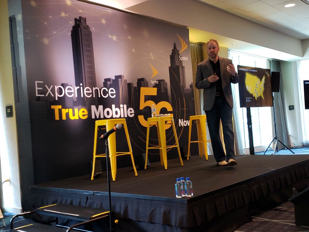 The South Region also had a #Sprint5G kick off today in #Houston. #5G is here 📶⚡️! #Sprintfam @sprintnews @sprint <a href="/MichelCombes/">Michel Combes</a> @tracySprint