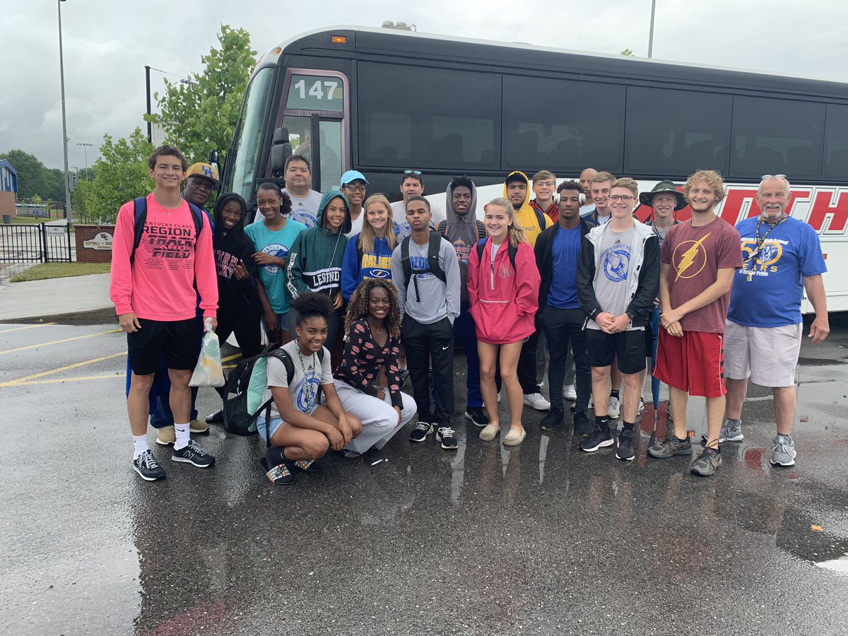 olivia (@oliperdue) on Twitter photo Thank you to <a href="/nicolec54/">Nicole Clark</a> @WEHS2014 <a href="/WEHSSports/">Coach Vincent</a> @WarrenEastXCTF for an amazing send off to Ky State 2A Track&Field Meet. Starting off right!!!🤩 Thank you to <a href="/nicolec54/">Nicole Clark</a> @WEHS2014 <a href="/WEHSSports/">Coach Vincent</a> @WarrenEastXCTF for an amazing send off to Ky State 2A Track&Field Meet. Starting off right!!!🤩