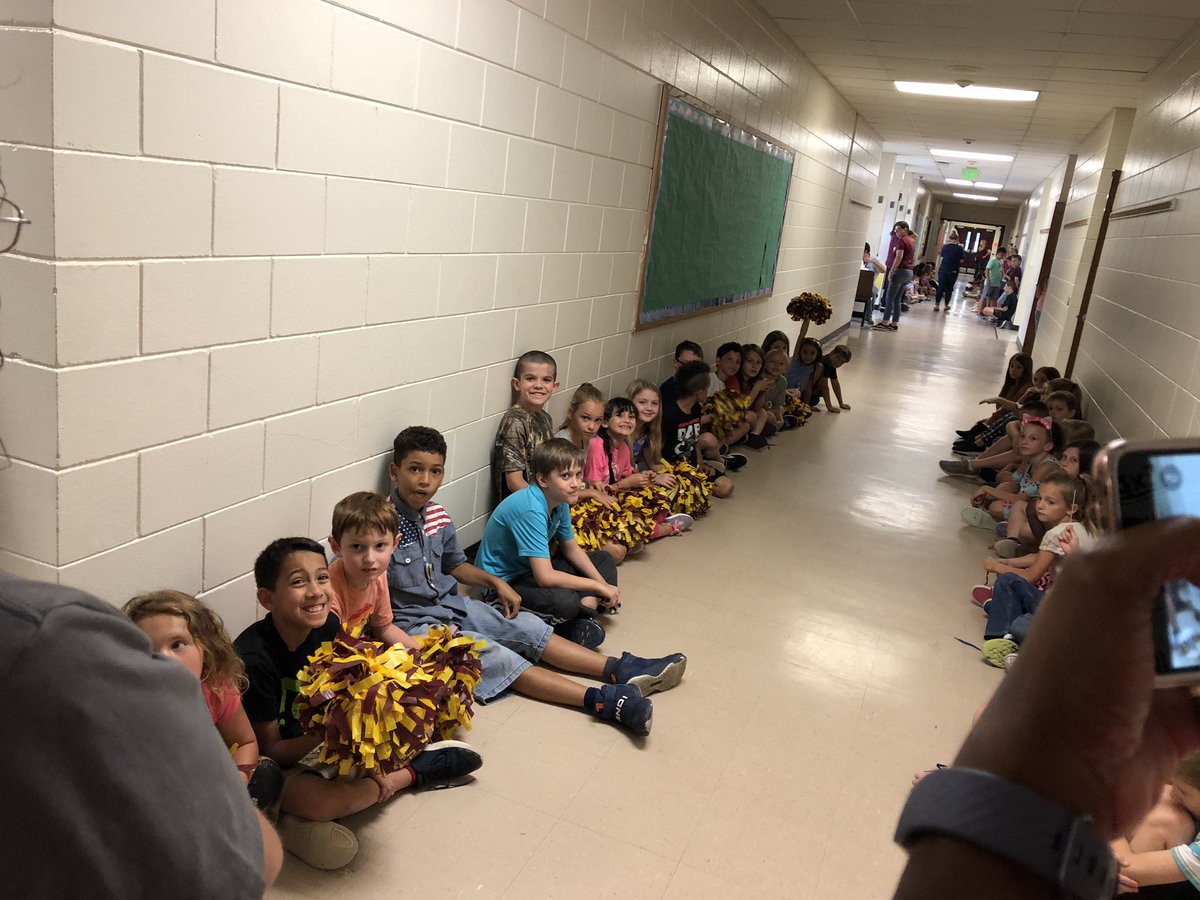 CSESHawks's tweet photo. 5th grade clap out today led by Hunter the Hawk and our fabulous retirees! #HawksSeekUp #ADFWAP https://t.co/csnshgUMSM