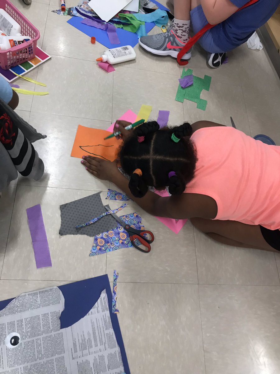 MissMarianMack's tweet photo. Teamwork challenges and unicorns! A little bit of joy each day can go a long way! #multiagemoves https://t.co/ySiEWCkQvm