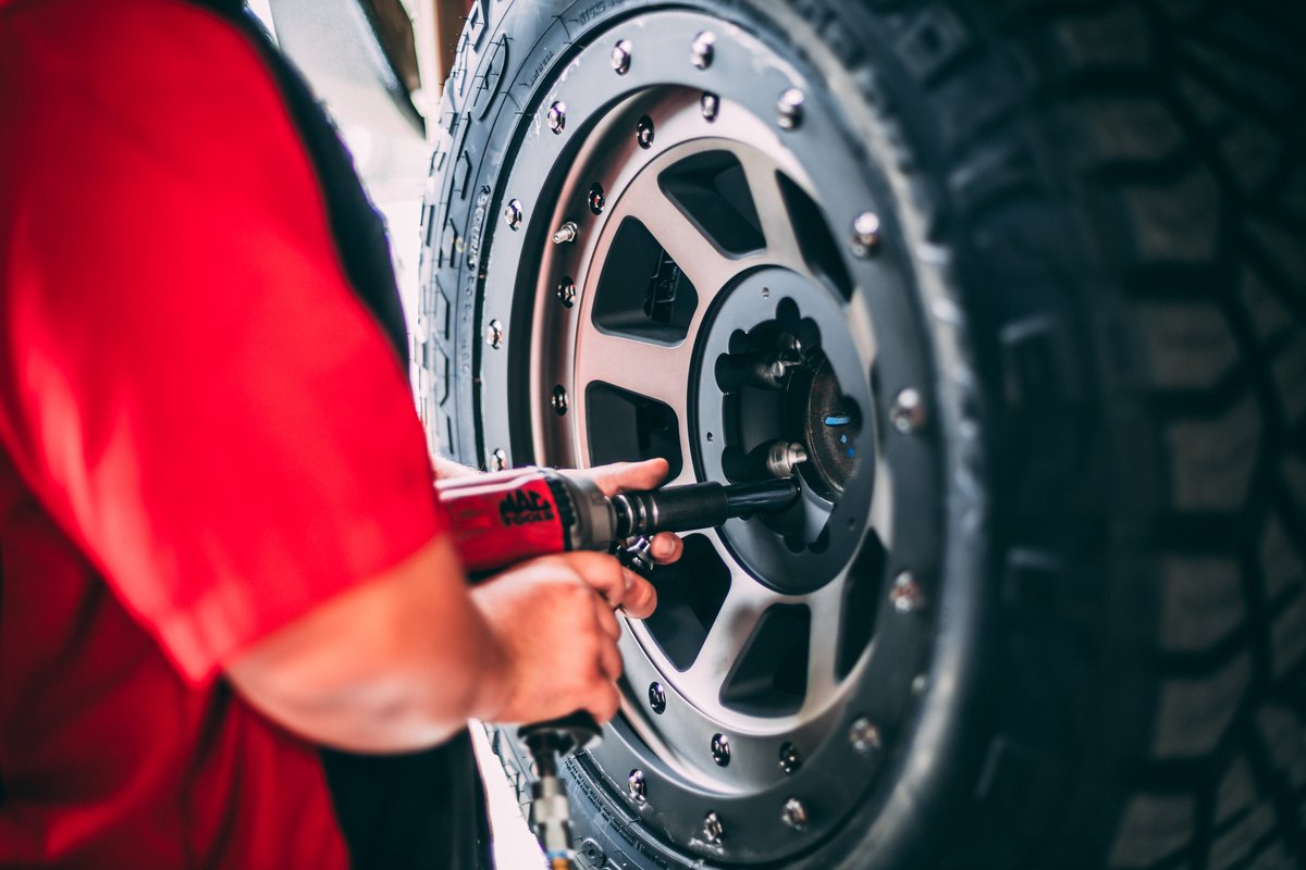 Outlaw_SATX's tweet photo. Hard at work making your rides the very most they can be; day in and day out!

#outlawsatx #customshop #breaktherules #custom #trucks #tires #trucklub #sanantonio #tires #wheels https://t.co/G4M2oTfF9D