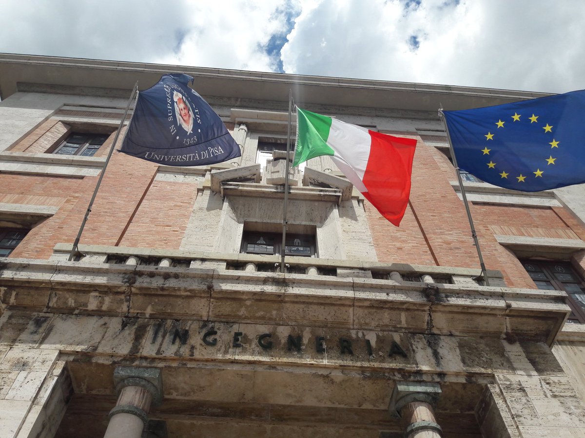 DarioFaggioli's tweet photo. Back here a #Ing @Unipisa. Last time (some ~12 years ago?!?), as a student. Today I gave, on behalf of @SUSE, a seminar on #SpeculativeExecution, #Meltdown & #Spectre, for students of the Computer Architecture course... and I'm very happy of having done that, and of how it went!! https://t.co/00hZZHk1YL